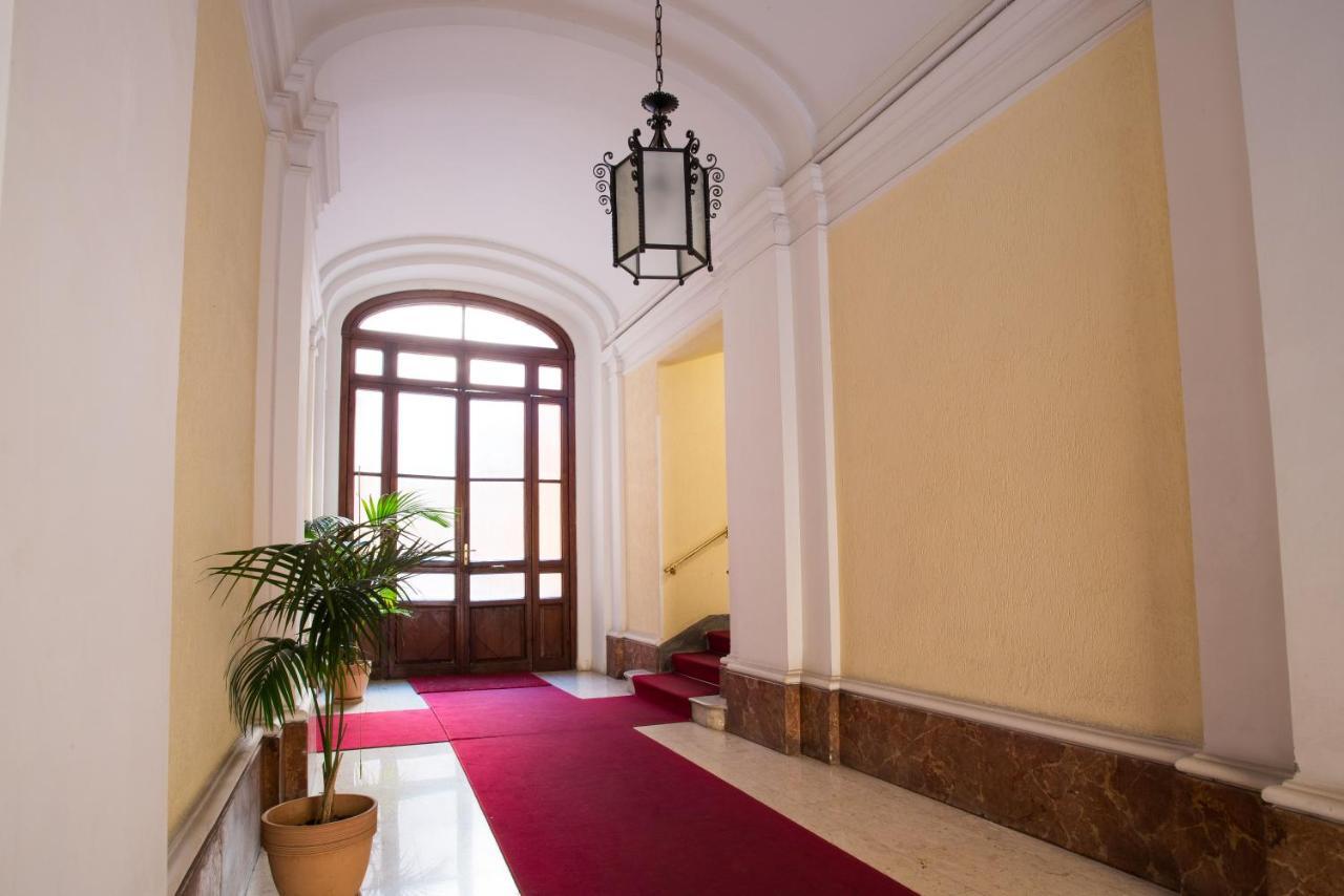Domus Romantica Экстерьер фото